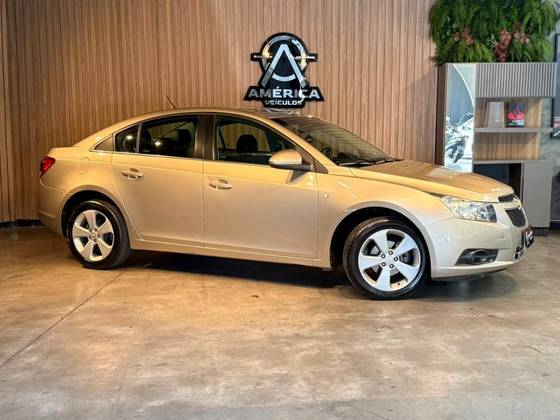 CHEVROLET CRUZE 1.8 LT 16V FLEX 4P AUTOMÁTICO